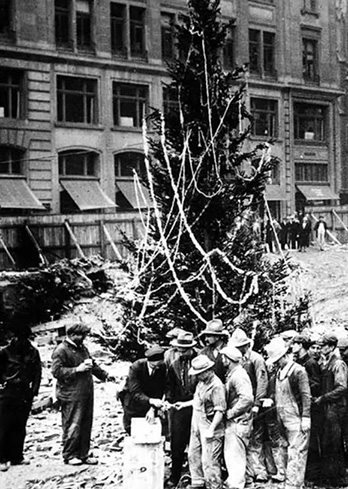 First Rockefeller Christmas Tree